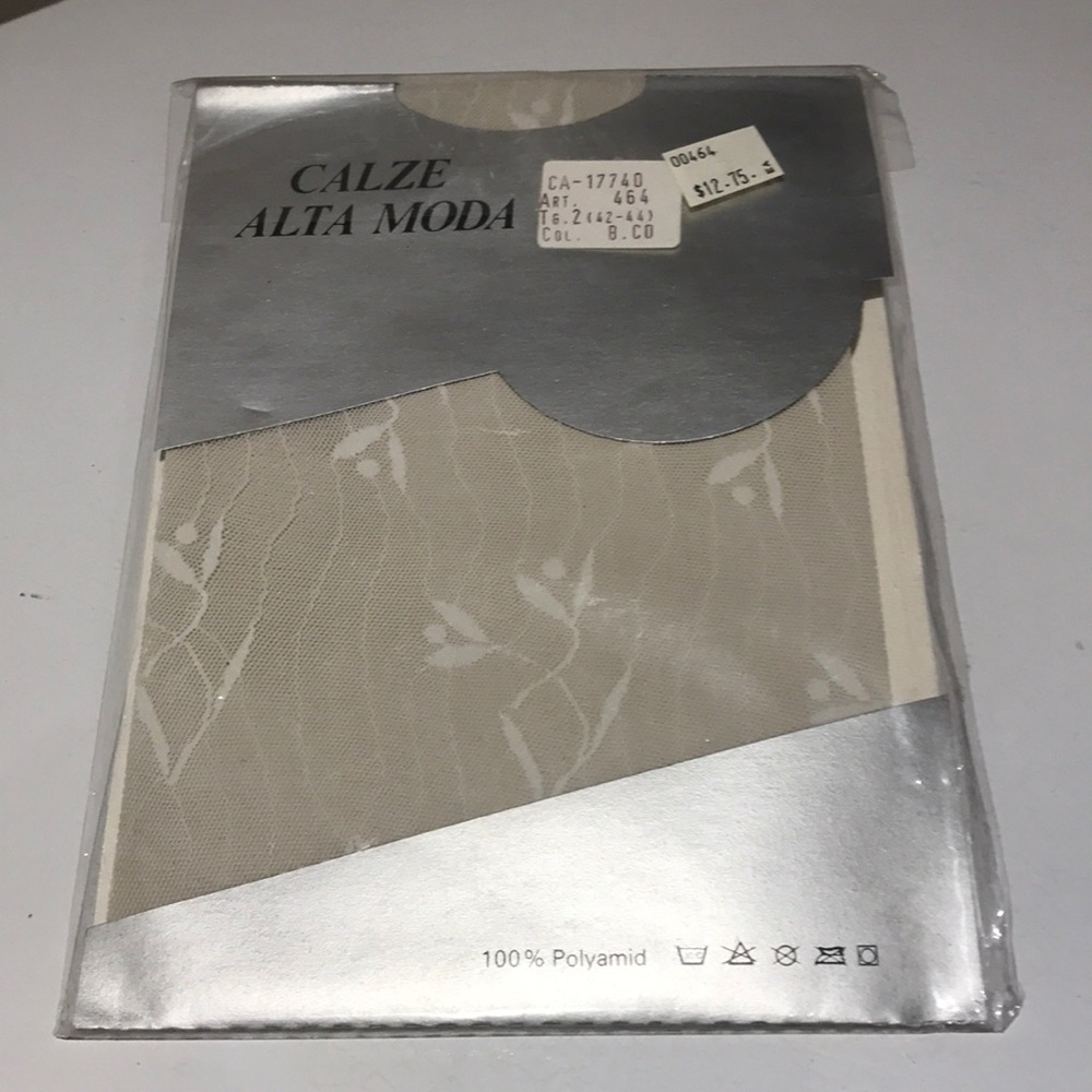 White hosiery #464